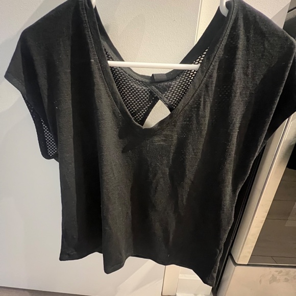 Askya Workout Top - Picture 4 of 4